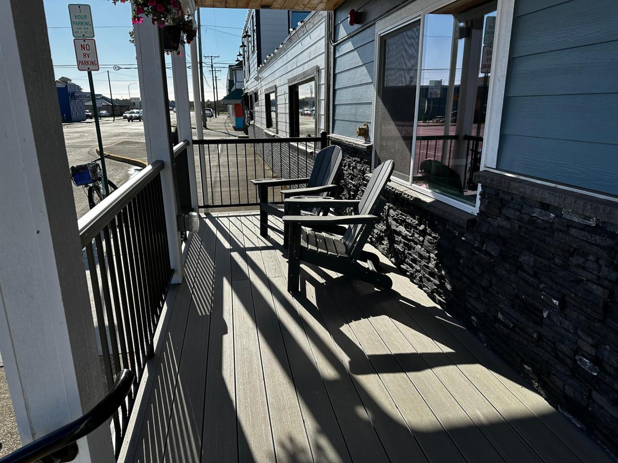 Dock Street Inn Westport Exterior foto